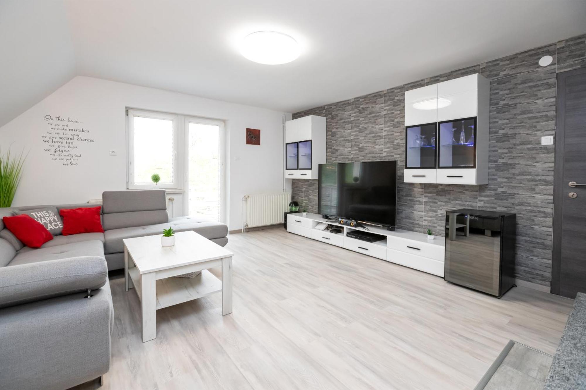 Apartmaji Pri Jozu ボーヒニ エクステリア 写真